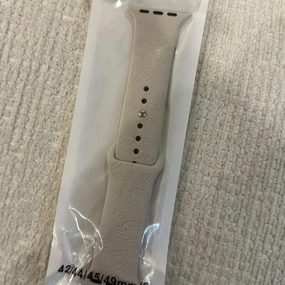 🤍Hello Kitty Apple Watch Band🤍 - Picture 2 of 2